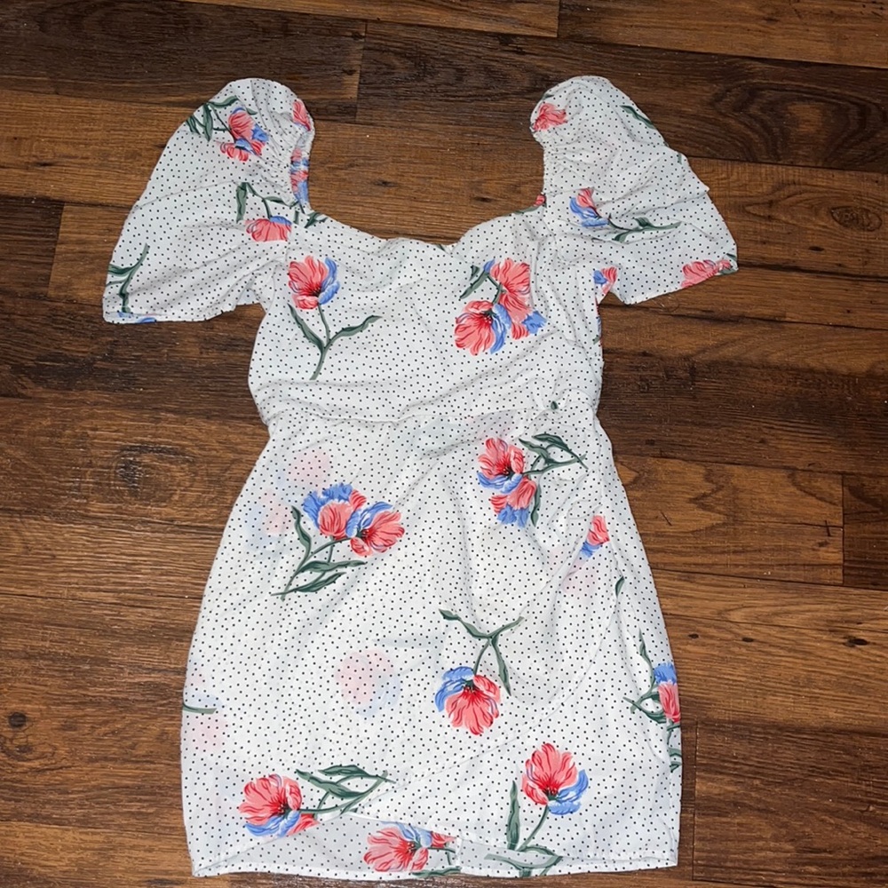 FASHION NOVA / LARGE / SPRINGTIME DRESS